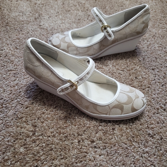 Coach shoes for women size 8 - Picture 12 of 13
